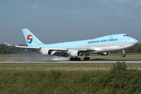 HL7439 @ LFSB - Korean Air 747-400