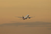 A6-ECE @ VIE - Emirates Boeing 777-31H(ER)