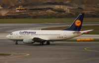 D-ABIX @ VIE - Lufthansa Boeing 737-530