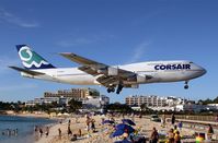 F-GSKY @ TNCM - /
