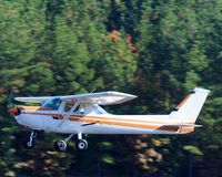 N89314 @ 5W8 - Departing runway 4 - by John W. Thomas