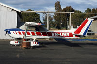 VH-UWR @ YSDU - / - by Nick Dean
