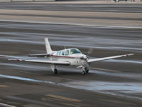 N842BE @ SMO - N842BE taxiing - by Torsten Hoff