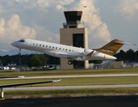 N234GX @ ORL - Global Express XRS