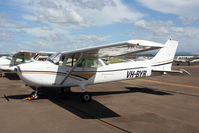 VH-BYR @ YBAF - .