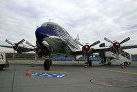 N996DM @ CGN - visitor - by Wolfgang Zilske