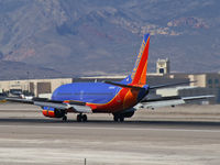 N688SW @ KLAS - Southwest Airlines / 2006 Boeing 737-890 - by Brad Campbell