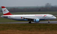 OE-LBT @ VIE - Austrian Airlines Airbus A320-214 - by Joker767