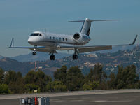 N426QS @ KSMO - N426QS arriving on RWY 21 - by Torsten Hoff