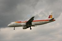 EC-ILS @ EGLL - Taken at London Heathrow 11th June 2008 - by Steve Staunton