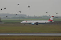 OE-LBE @ VIE - Airbus A321-211 - by Juergen Postl