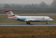 OE-LFR @ VIE - Fokker70 - by Juergen Postl