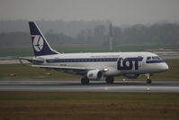SP-LIA @ VIE - Embraer ERJ-175 - by Juergen Postl