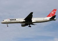 N519US @ KSEA - / - by Nick Dean