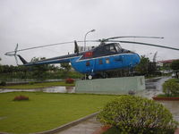 151D - Hanoi , Air Force museum - by Henk Geerlings