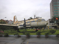 VN-C482 - Hang Kong Viet Nam , Hanoi-Gia Lam - by Henk Geerlings
