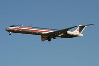 N586AA @ DFW - Landing runway 36L at DFW