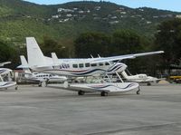 N394SF @ TIST - On the ramp