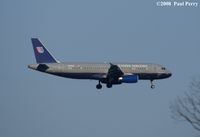 N427UA @ IAD - Short final to RWY 1C, seen from the museum parking lot