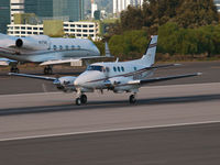 N905TF @ KSMO - N905TF departing from RWY 21 - by Torsten Hoff