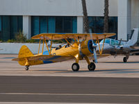 N992WB @ KSMO - N992WB taxiing - by Torsten Hoff
