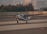 N600HM @ SMO - N600HM arriving on RWY 21 - by Torsten Hoff