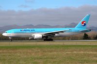 HL7530 @ NZCH - Diverted to CHC due to fog in AKL - by Bill Mallinson