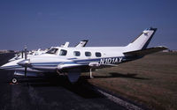 N101AX @ KBEC - / - by Nick Dean