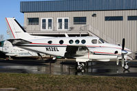 N52EL @ KPAE - / another king air