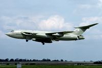 XH671 @ EGUY - The last years of Victor operations. Just that sound of the Conways..!