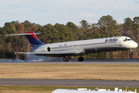N950DL @ ORF - Delta Airlines N950DL (FLT DAL1514) from Hartsfield-Jackson Atlanta Int'l (KATL) landing on RWY 23.
