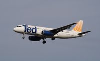 N447UA @ KORD - Airbus A320