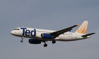 N483UA @ KORD - Airbus A320