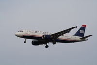 N109UW @ KORD - Airbus A320 - by Mark Pasqualino