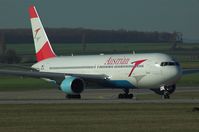 OE-LAE @ VIE - AUSTRIAN - by Delta Kilo