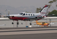 N722SR @ SMO - N722SR arriving on RWY 21 - by Torsten Hoff
