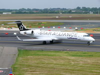 D-ACPQ @ EDDL - Canadair RJ700 D-ACPQ Lufthansa Regional in Star Alliance colors - by Alex Smit