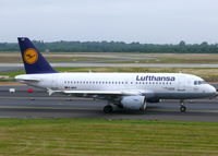 D-AILD @ EDDL - Airbus Industries A319-114 D-AILD Lufthansa - by Alex Smit