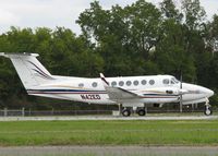 N42ED @ DTN - Taking off from Downtown Shreveport. - by paulp