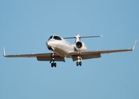 N39TW @ KAPA - On final approach to 17L.
