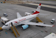 OE-LNM @ VIE - Austrian Airlines Boeing 737-600 - by Yakfreak - VAP