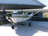 N42006 - C-182 - by Ahamed
