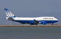 N122UA @ KSFO - Taxiing to holding point. - by Philippe Bleus