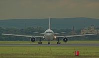 OE-LAX @ VIE - AUSTRIAN - by Delta Kilo