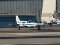 N2729L @ KSMO - N2729L waiting to cross RWY 21 - by Torsten Hoff