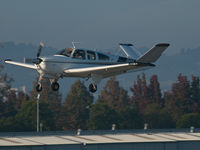 N7435B @ KSMO - N7435B arriving on RWY 21 - by Torsten Hoff