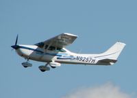 N9257H @ DTN - Taking off from Downtown Shreveport. - by paulp
