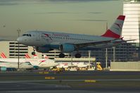 OE-LDF @ LOWW - AUSTRIAN - by Delta Kilo