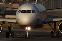 D-ABDT @ VIE - Airbus A320-214 - by Juergen Postl