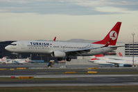 TC-JHC @ VIE - Boeing 737-8F2 - by Juergen Postl